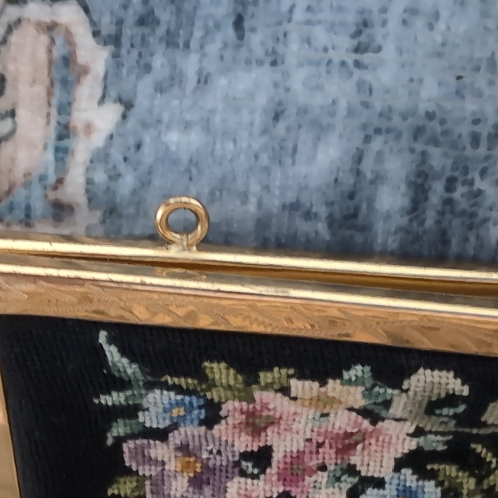 Vintage brocade floral bag - Picture 5 of 8